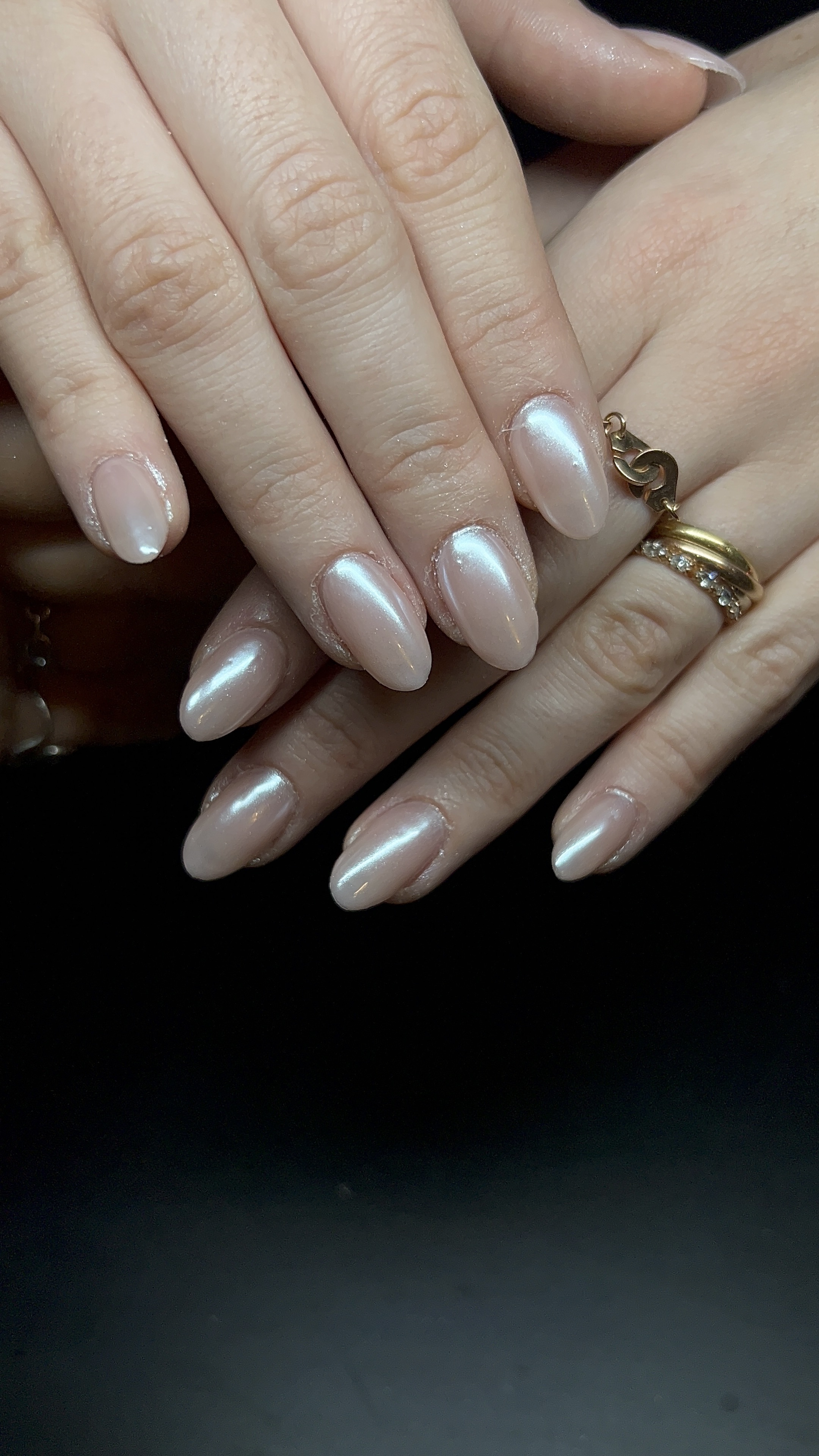 Exemple Signature — french manucure, cat eyes, aura ou chrome uni